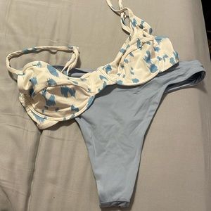 WORN ONCE- Stone Fox Swim Bikini Set Top (M) Bottom (L)